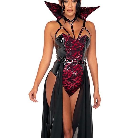 Vampire 🔥 piercing beauty sexy costume Fashion Nova Halloween Roma - Picture 3 of 13